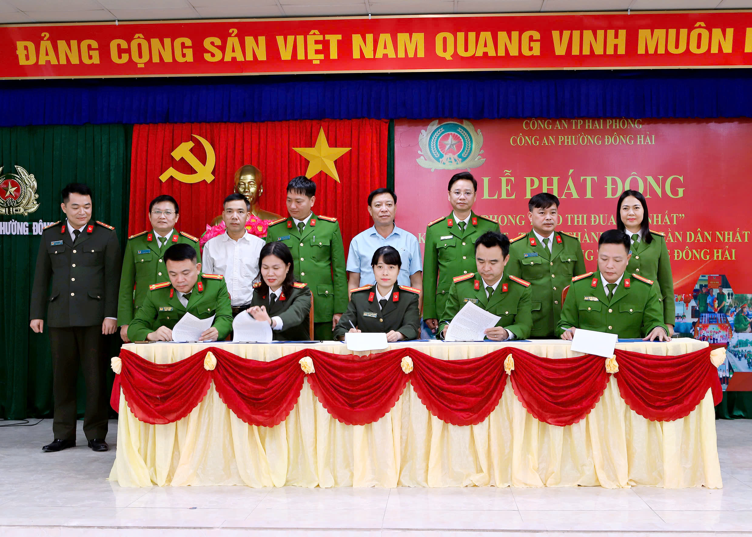 Công an phường Đông Hải phát động phong trào thi đua “Ba nhất”